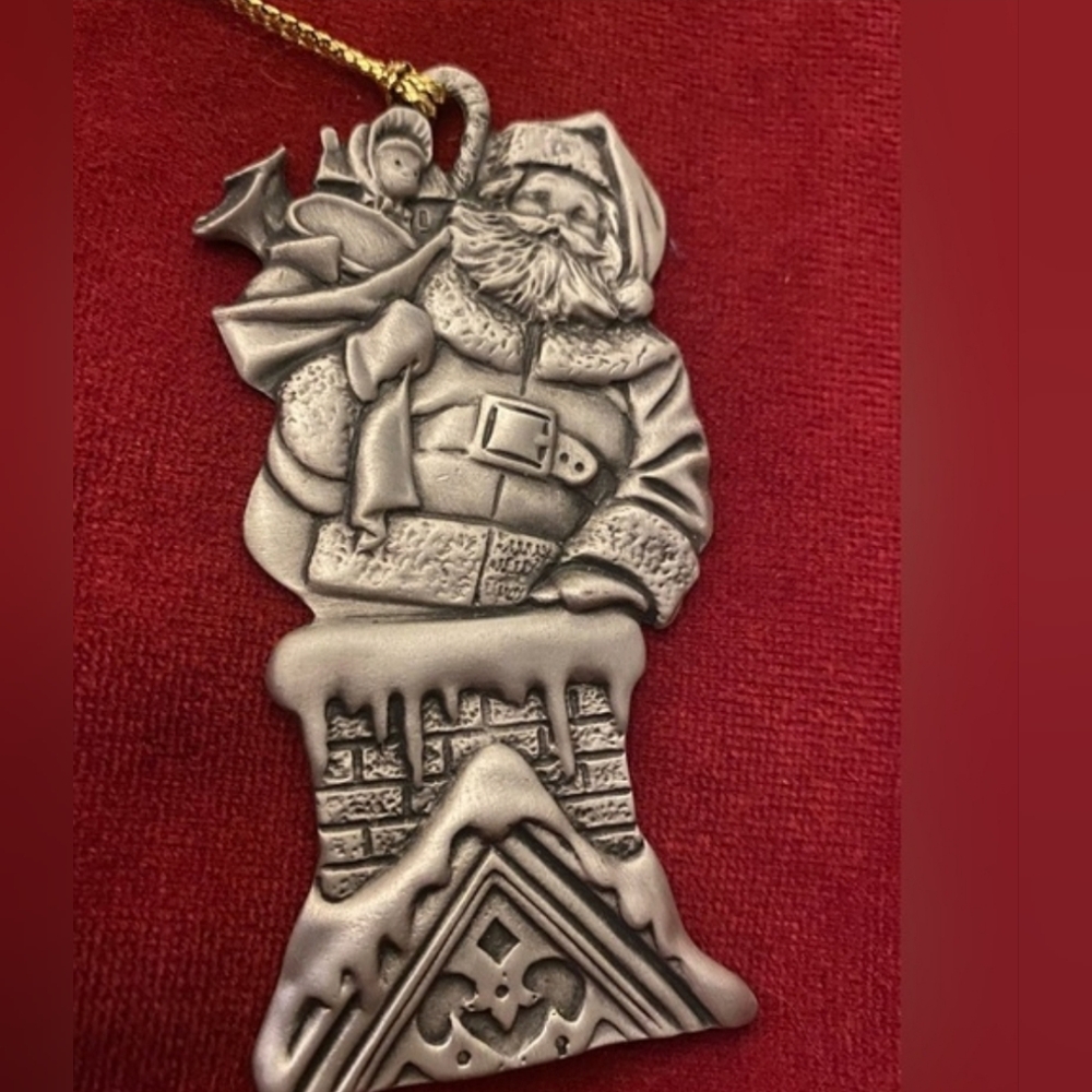 Avon Santa's Arrival 1994 Collectible